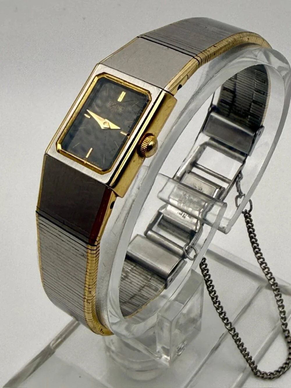 Vintage 90’s Seiko Ladies Watch Petite Rectangular Silver Black Working